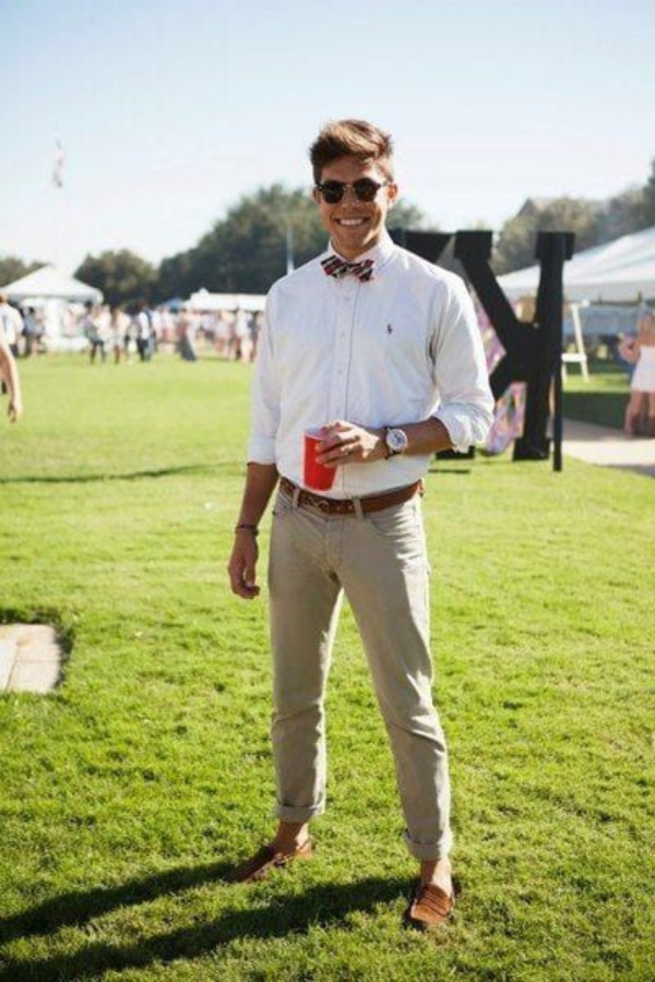 Can You Wear Chinos to a Wedding: Image 4
