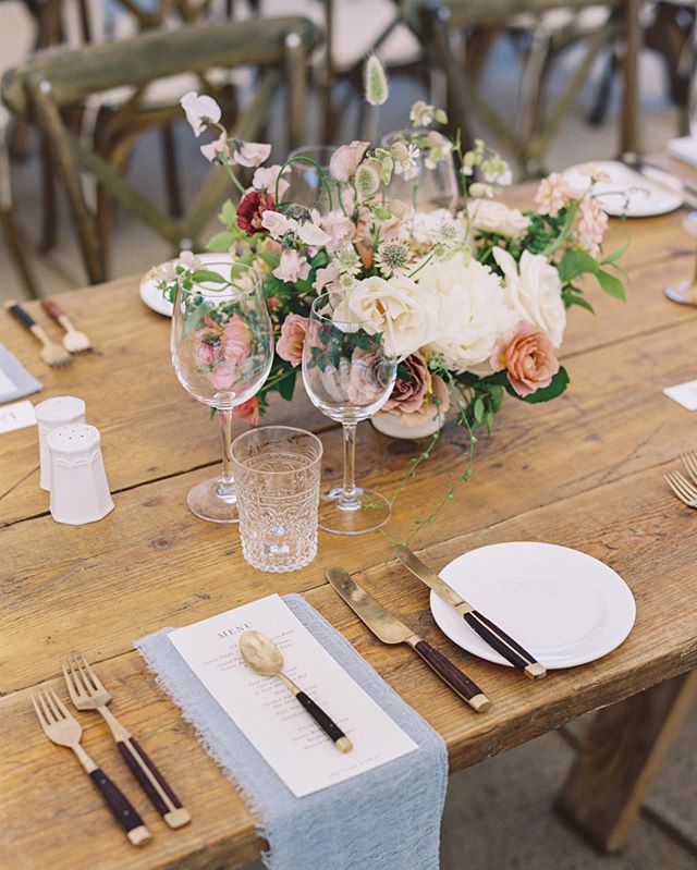 I loved this gorgeous marquee wedding with one of the sweetest couples. On a scorcher of a day in the height of Summer. Image by the lovely @taylorandporter