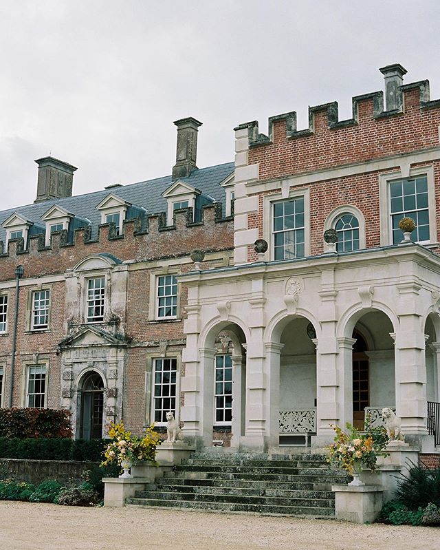 Site visit at this exquisite place today. Always beautiful and so welcoming. Thank you @weddingsatstgileshouse 
Image by @taylorandporter