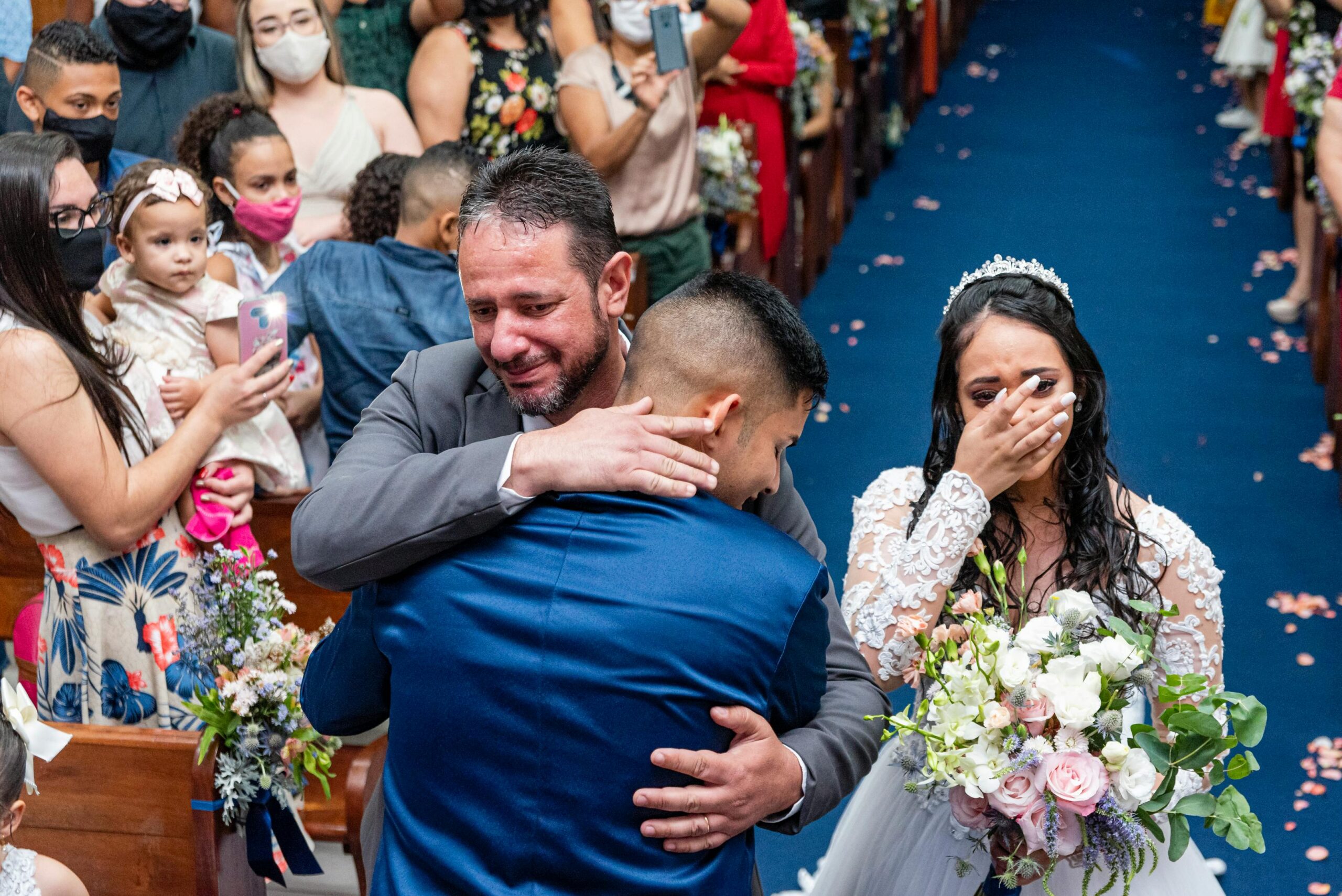 crying bride emotional wedding moment